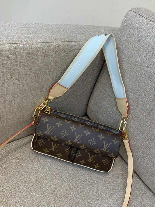 POCHETTE LV