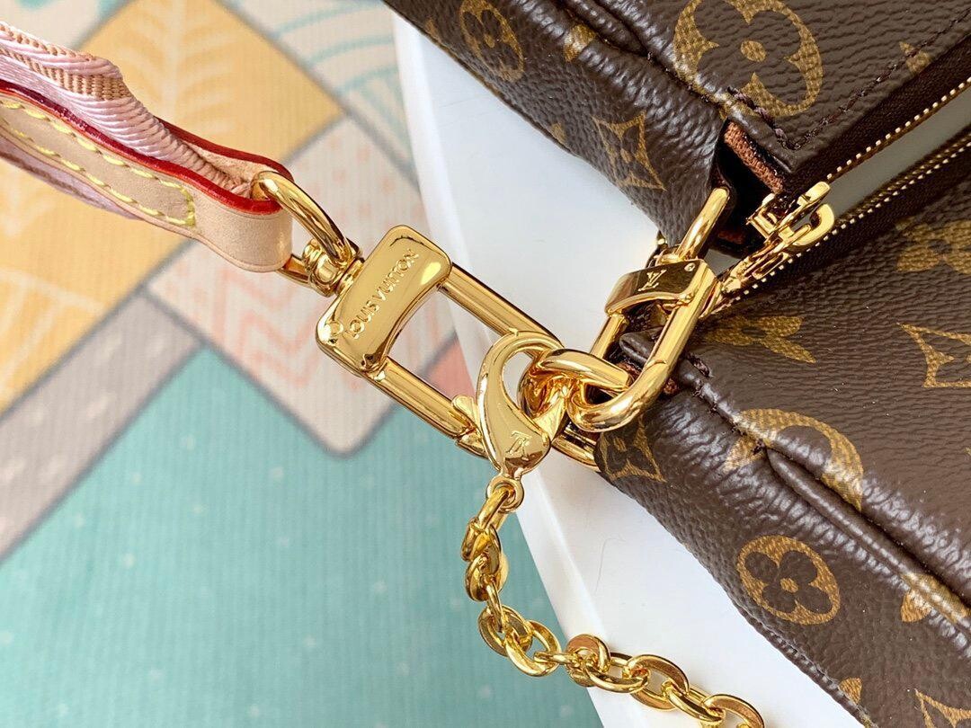 LV MULTI POCHETTE ACCESSOIRES ROSE CLAIR